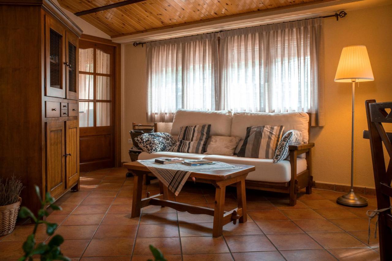 Apartament Cadi- Moixero Bagá Oda fotoğraf